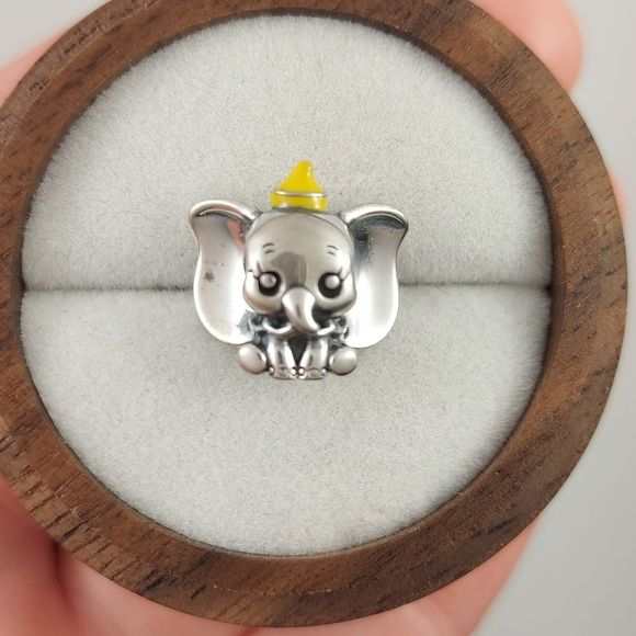 925 Sterling Silver Dumbo Charm - Picture 2 of 4